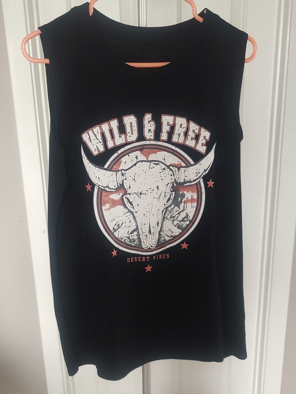 Wild & Free Graphic Muscle Tee - Black